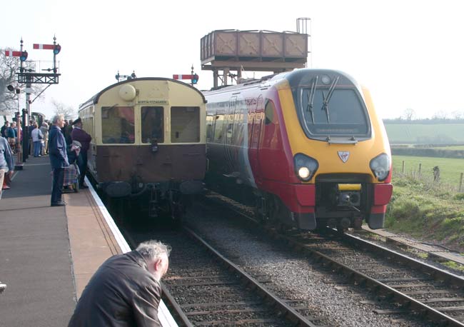 Somerset Voyager and the autotrain at Bishops Lydeard 