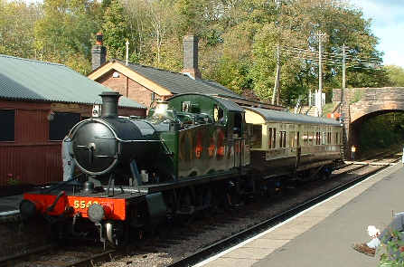 5542 with the auto trailer at Bishops Lydeard