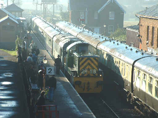 D9526 and D7523 double heading at Bishops Lydeard