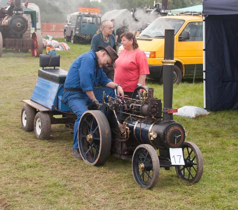 Miniature traction engine 