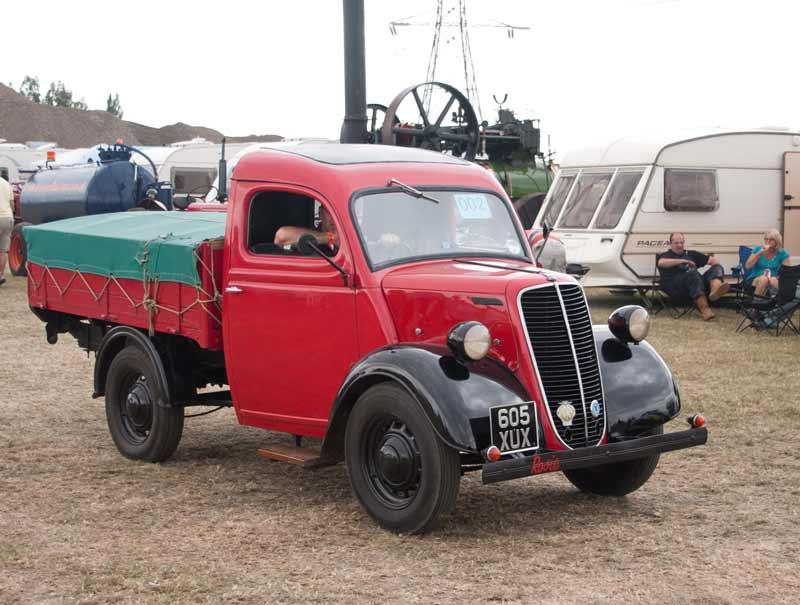 Ford Thames E83W 10cwt pick-up 