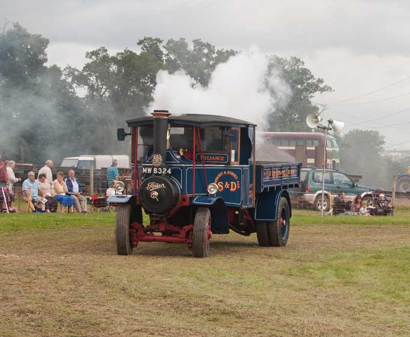 Foden steam lorry 
